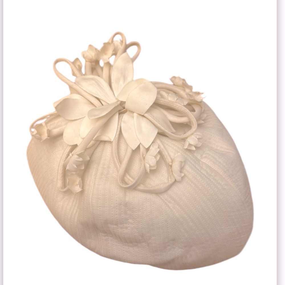 FRANK OLIVE  Lord Taylor Salon hat